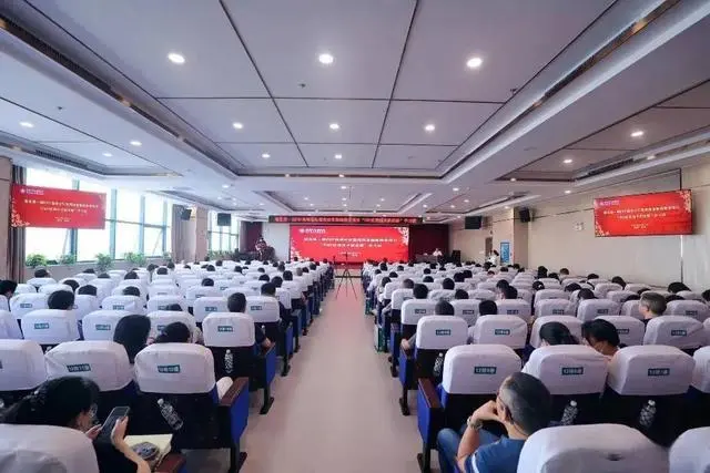 湘北第一届 PRP 高峰论坛在岳阳市中医医院成功举办