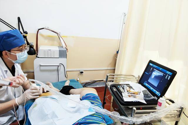 长治医学院附属和济医院多学科协作成功应用PRP技术治疗顽固性膝骨关节炎